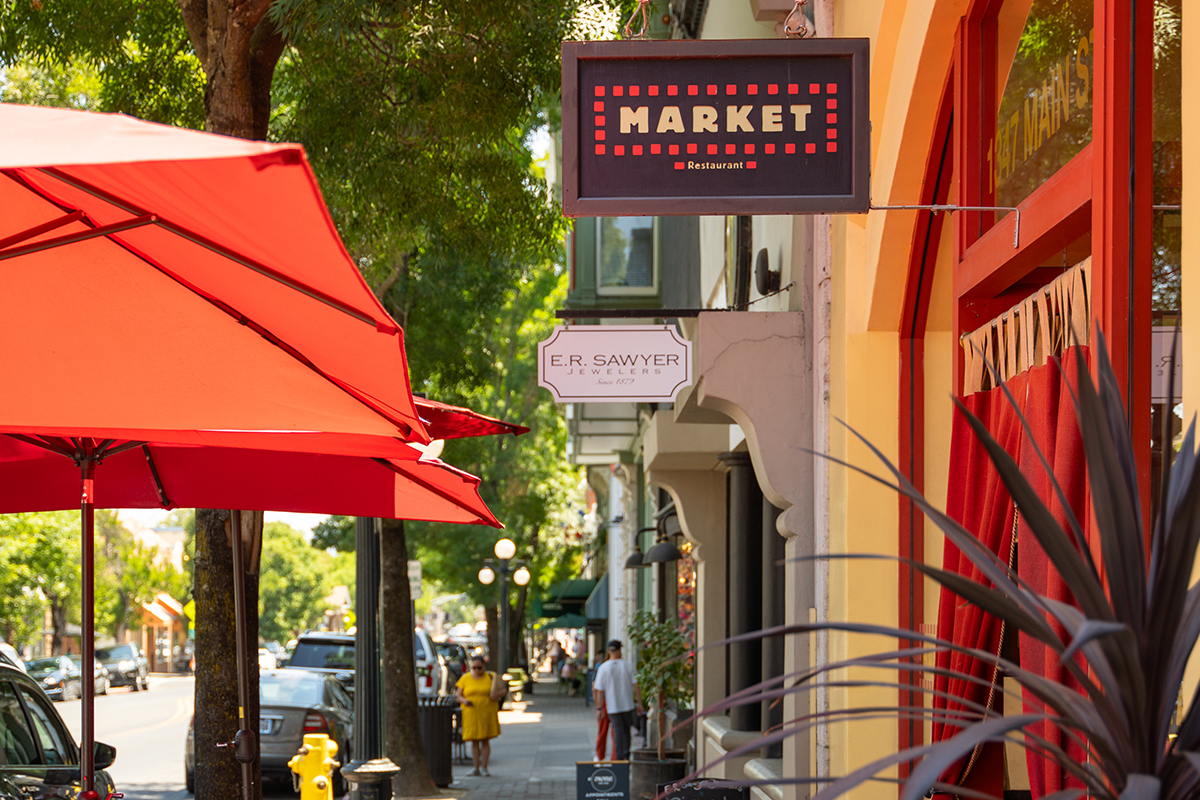 Why St. Helena’s vineyard estates offer an exceptional Napa Valley lifestyle