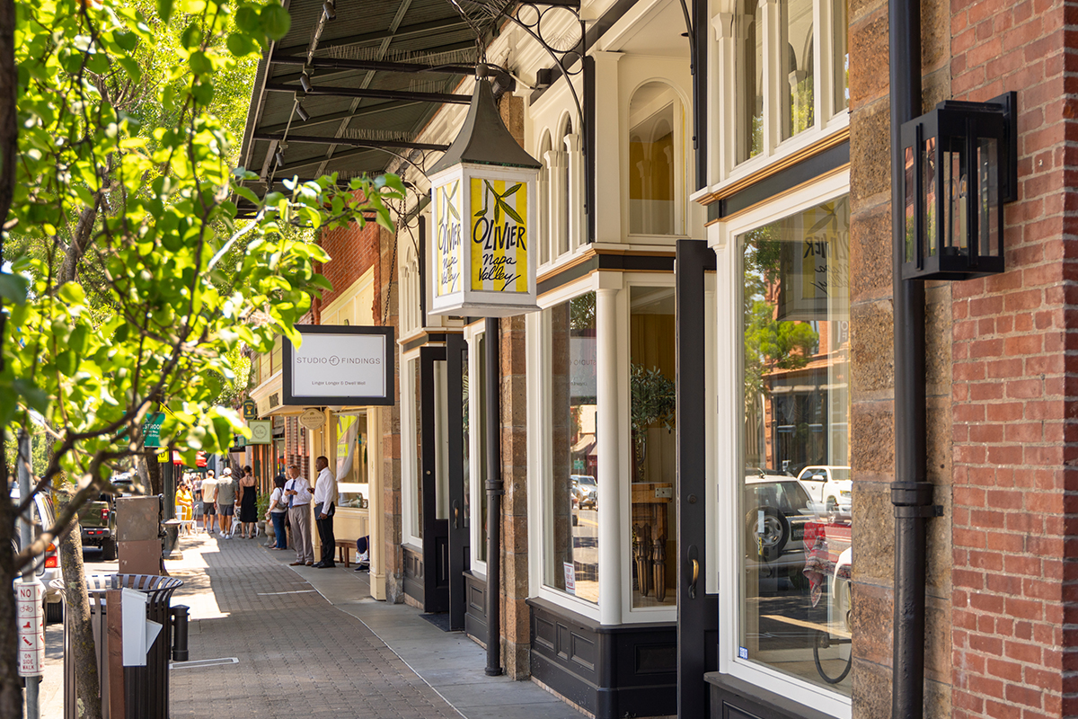 Why St. Helena’s vineyard estates offer an exceptional Napa Valley lifestyle